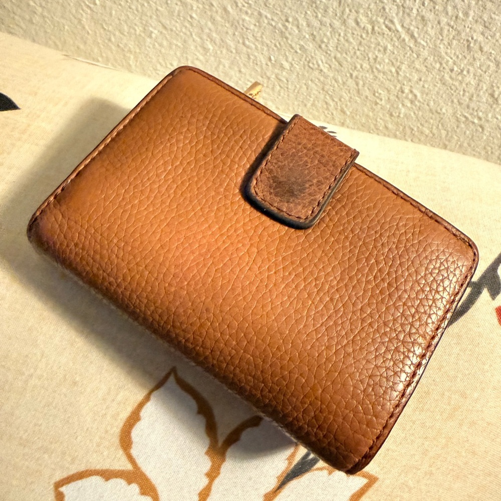 Michael Kors Brown Leather Card Holder - Picture 16 of 16